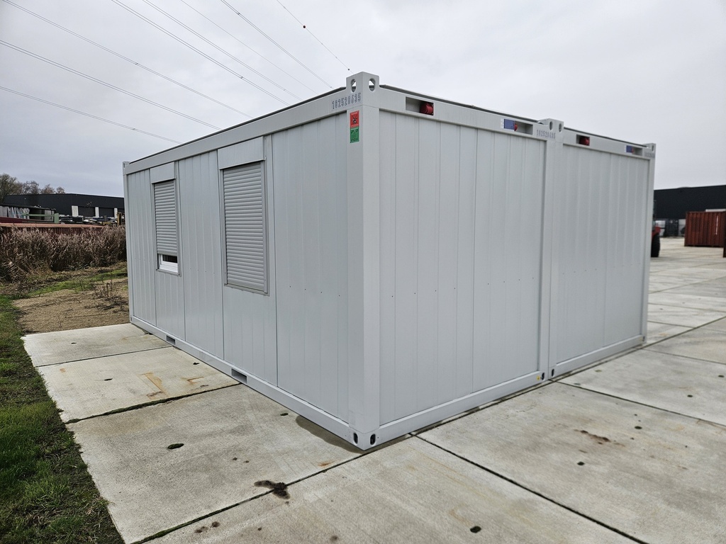 Nieuwe bureelcontainer 6m x 4m80 DKVLVR Lichtgrijs