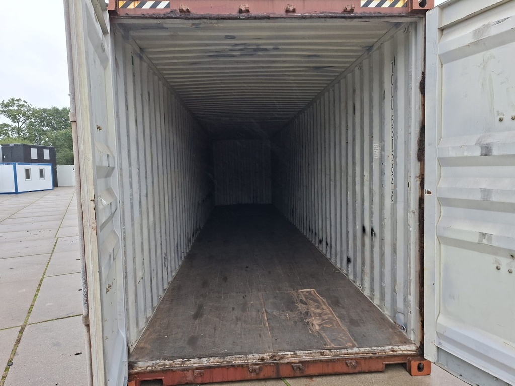 TCLU 531 562 6 - binnenkant.jpg