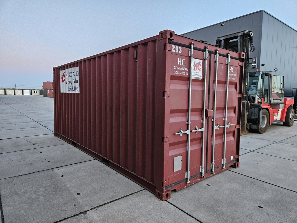 Conteneur de stockage 20ft Isolé